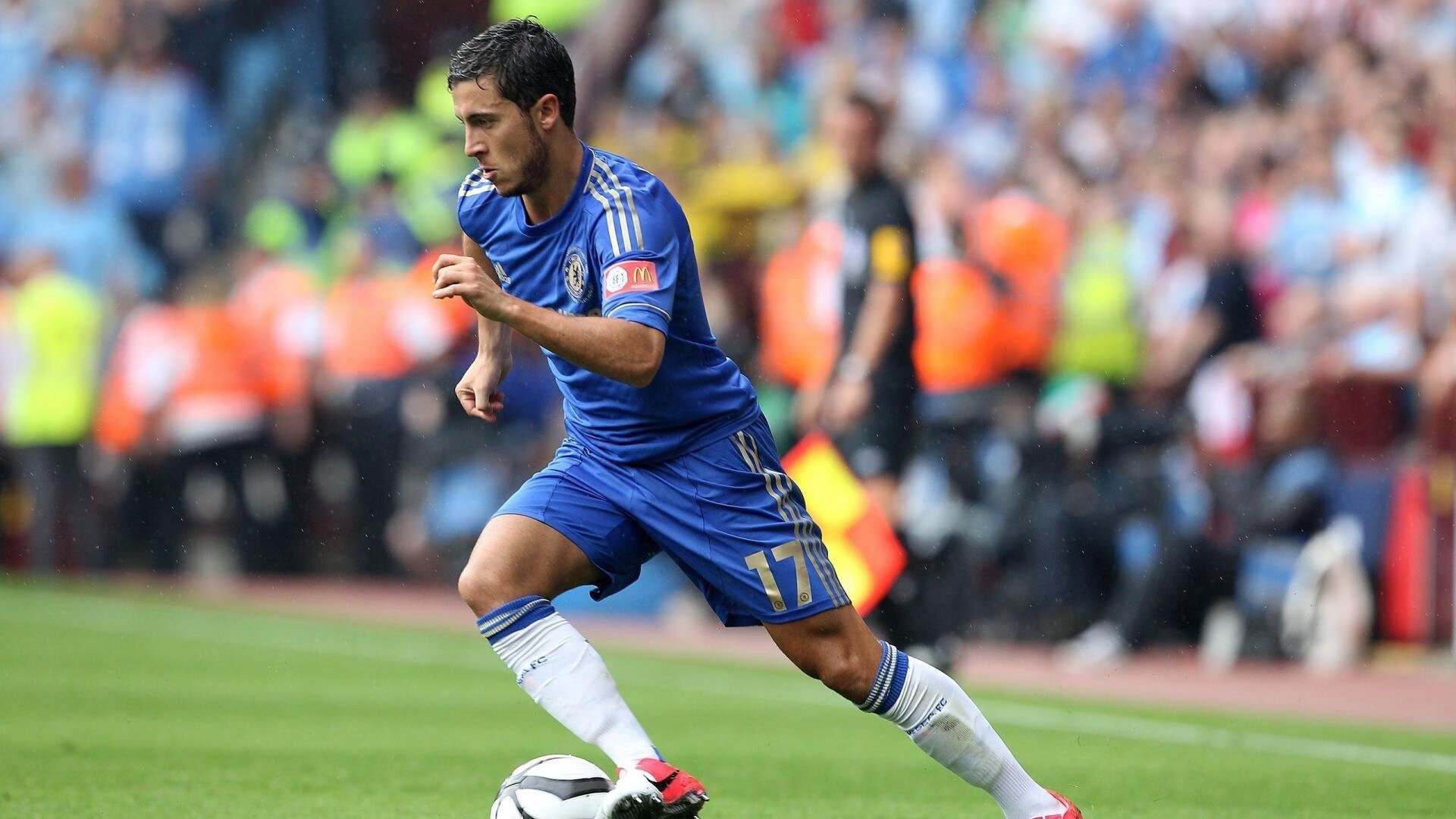 _老鹰队快攻犀利,比赛场面激烈_,老鹰队比赛视频聚胜顽球汇